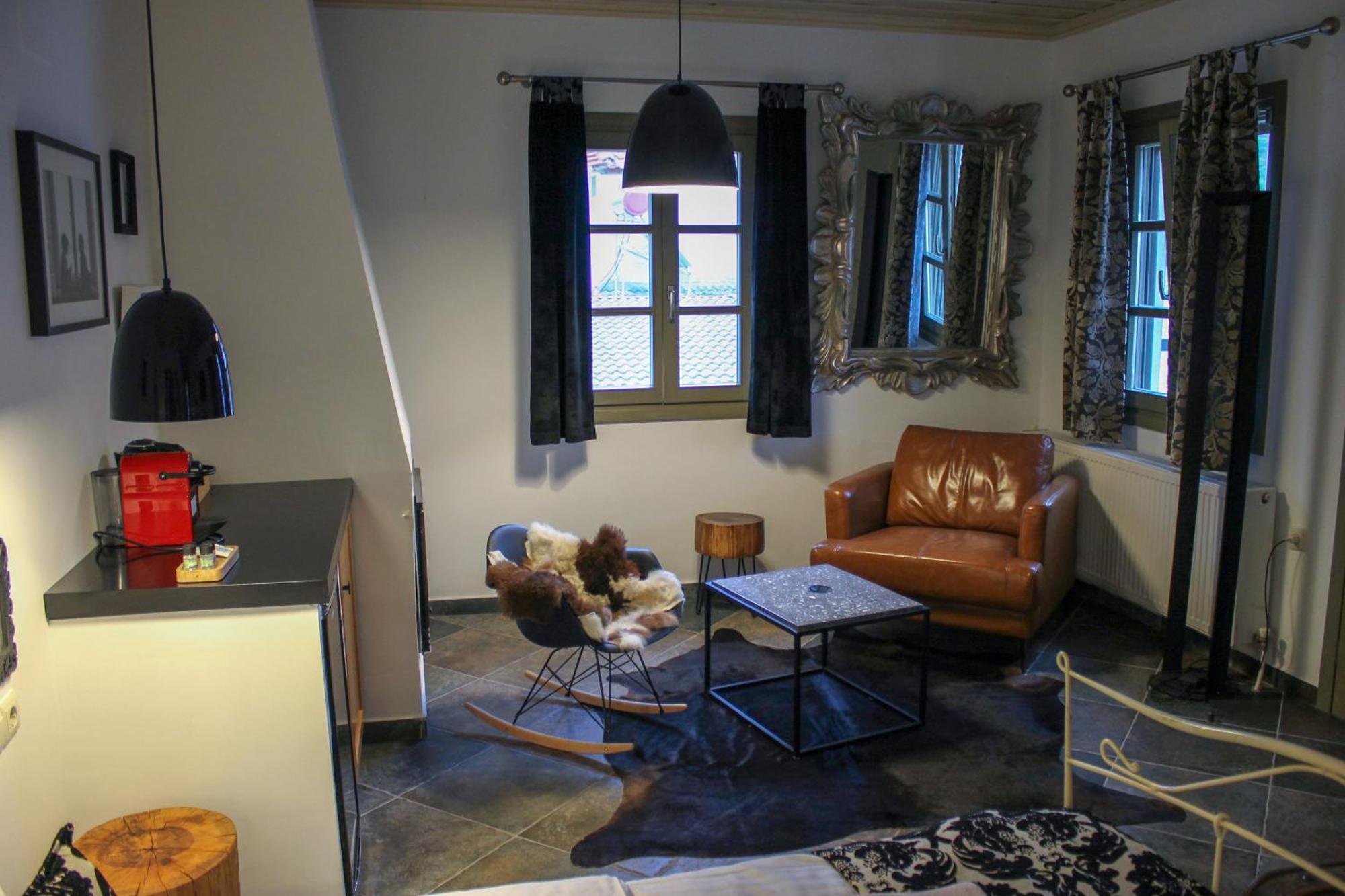 Oikies Art Rooms Ángistron 外观 照片